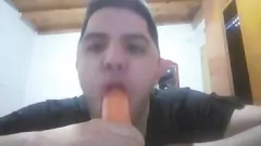 play Geschmack für Schwänze und gefräßige Shemale 4