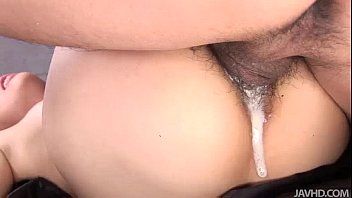 play The Japanese woman gets free in her pussy and you can see how it comes out next to the cock