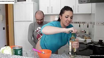 play xnxx film z andreea marin w google xnxx zerżnięta w kuchni od tyłu
