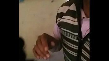 play Profesores gordos con grandes tetas en ropa indecente haciendo xxx en la silla con el estudiante cachondo